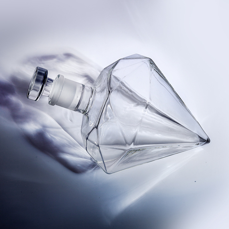 Diamond-Cut Whiskey Decanter 8 - Glass Decanter Whiskey recension och pris