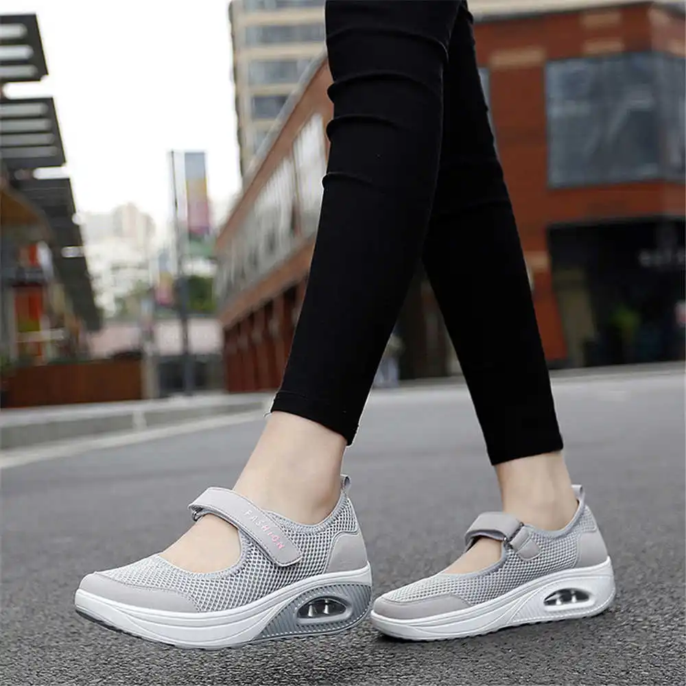 36-41 Demi-season Colored Snea - Luxury Lifestyle Names recension och pris